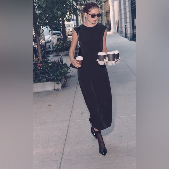 Zara Black Ruched Midi Dress - NWT - Picture 1 of 4